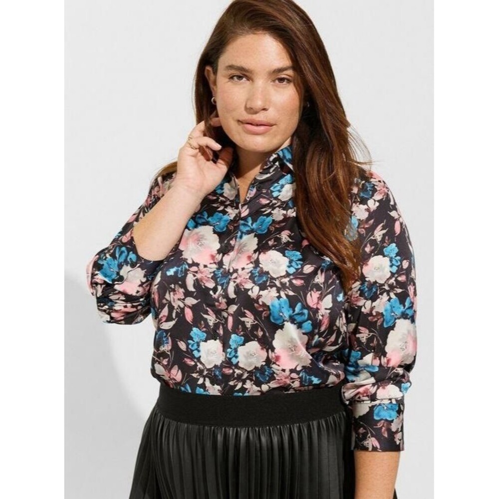 Torrid Madison‎ Satin Button-Up Long Sleeve Shirt Size 3X Light Box Floral